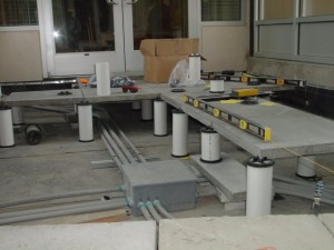 Pedestals for mechanical access walkways